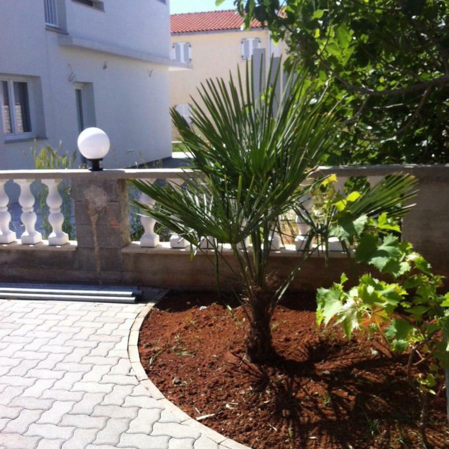 Santoni Appartement Vir Buitenkant foto